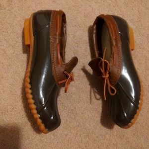 These are beautiful Khombu rain/snow booties 😘😍